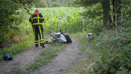 Hennepafval-gedumpt-Houtelingsweg-Weert-1
