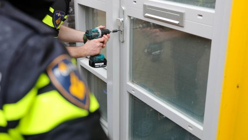 Hennepkwekerij-Nederweert-ontdekt-door-politie-4