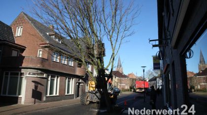 Herinrichting-Kerkstraat-Nederweert-van-start-3422014-02-03 Herinrichting Kerkstraat van start