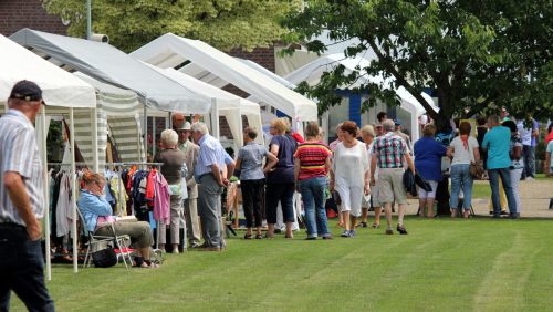 Hobbymarkt-en-dorpsschieten-in-Ospeldijk
