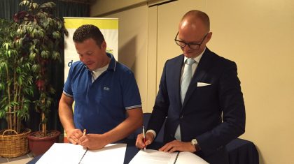 Hubert-Mackus-kermis-ondertekening Hubert-Mackus-kermis-ondertekening