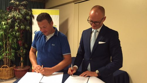 Hubert-Mackus-kermis-ondertekening