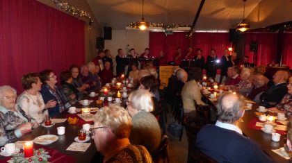 Huiskamers-Ospel-en-Nederweert-luiden-het-Oude-Jaar-uit