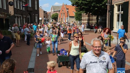 Intocht-Wandelvierdaagse-Nederweert-2015-5784