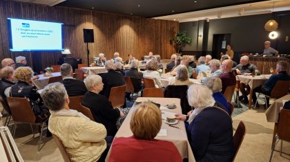 Jaarlijkse-ledenvergadering-Zwem-en-Vriendenclub-De-IJsberen-druk-bezocht-12