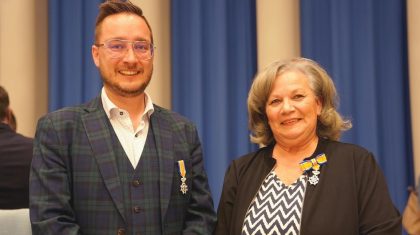 Jeroen-Goubet-en-Marienel-Engelen-met-koninklijke-onderscheiding-foto-Weert-de-Gekste