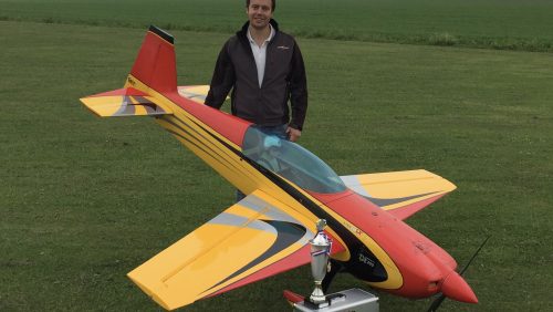 Jurrien-Vissers-Nederlands-kampioen-modelvliegen