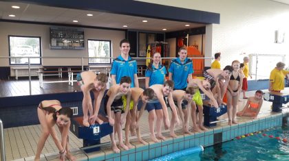 KERNgezond-duikt-het-water-in-3