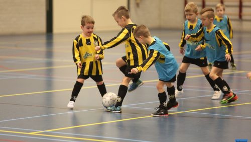 Kerstzaalvoetbaltoernooi-Nederweert-4