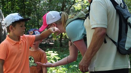 Kindertheater-en-gezinstochten-in-De-Groote-Peel-Marijke-Vaes-Schroen-Staatsbosbeheer