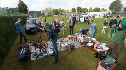 Kofferbakverkoop-04-17-9-17 Kofferbakverkoop-04-17-9-17