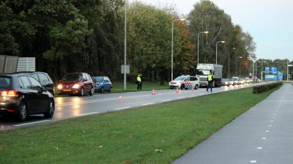 Kop-staart-botsing-op-Ringbaan-in-Weert