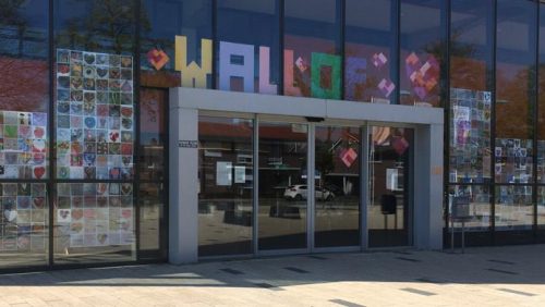 Kunstproject-Wall-of-Hearts-Philips-van-Horne-2