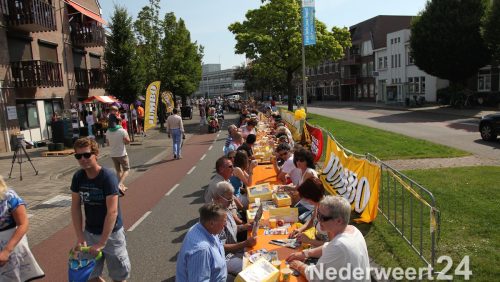 Langste ontbijttafel Weert