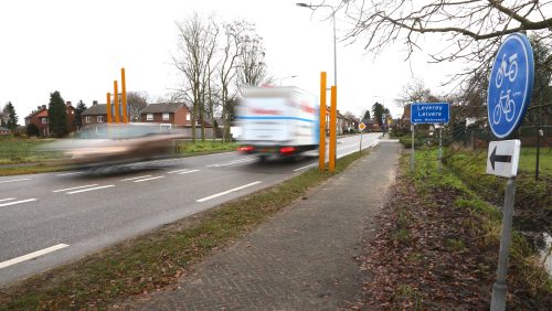 Leveroy-kombord-Dorpstraat-kerkstraat-verkeer