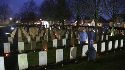 Lichtjes-Engels-kerkhof-2023-14 Lichtjes-Engels-kerkhof-2023-14