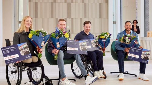 Limburgse Paralympiërs feestelijk ontvangen op Provinciehuis Limburgse Paralympiërs feestelijk ontvangen op Provinciehuis