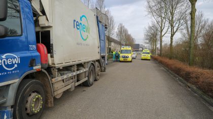 Man-gewond-na-val-van-vuilniswagen-Weert-3