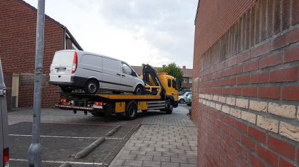 Mercedes-bestelbus-Nederweert-4
