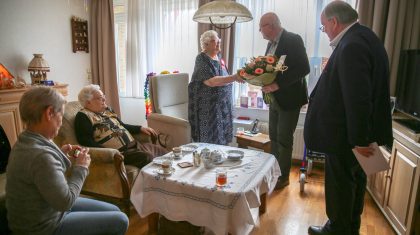 Mevrouw-van-Rijt-van-de-Poll-90-jaar-1