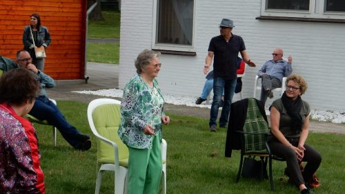 Mini-concertjes-voor-twee-lieve-moeders-in-Nederweert-3