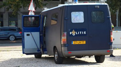 Mobiele-eenhoud-politie-ME