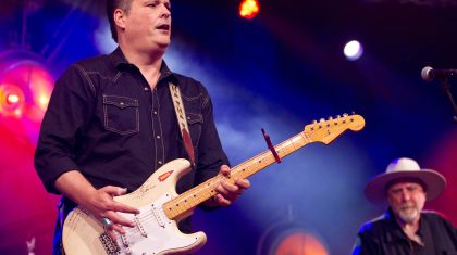 Moulin-Blues-2025-11-Shawn-Pittman