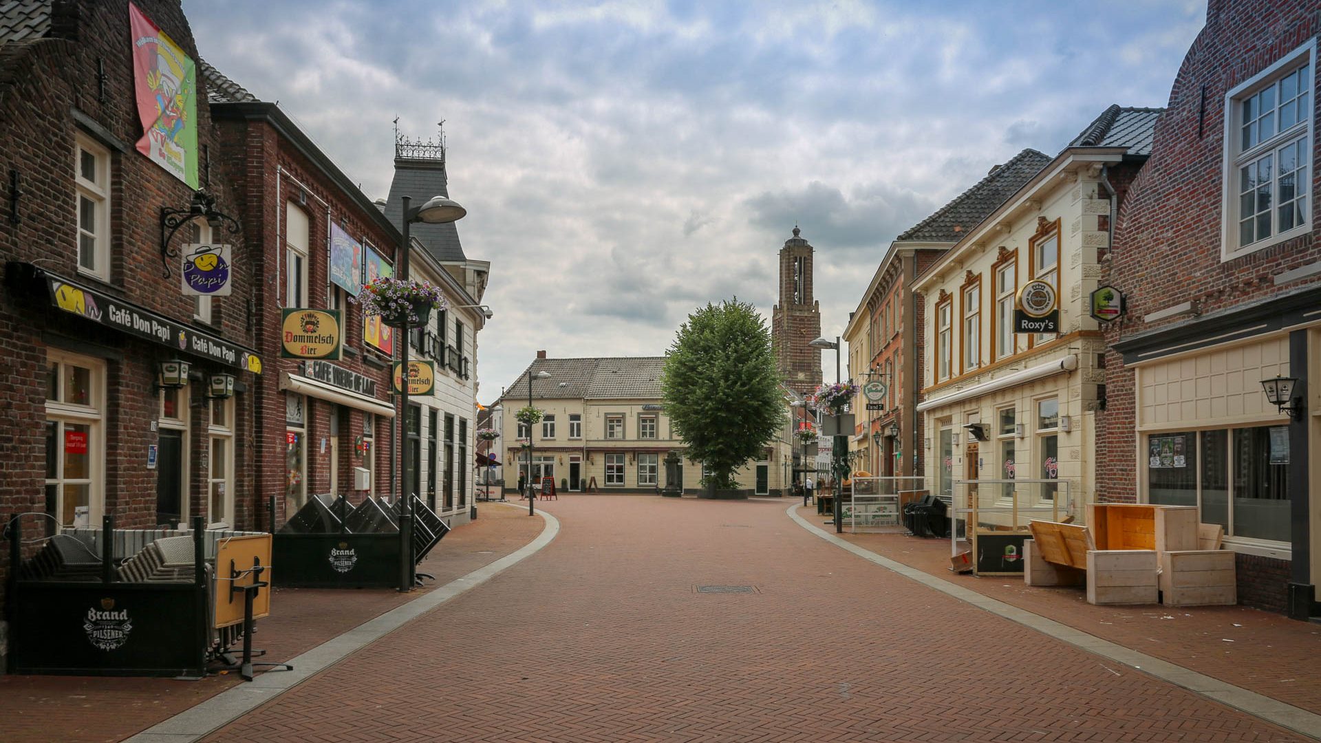 Oelemarkt-Weert-1