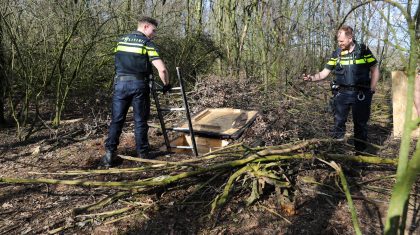 Ondergrondse-wietplantage-gewonden-in-bos-Nederweert-Eind-10 Ondergrondse-wietplantage-gewonden-in-bos-Nederweert-Eind-10