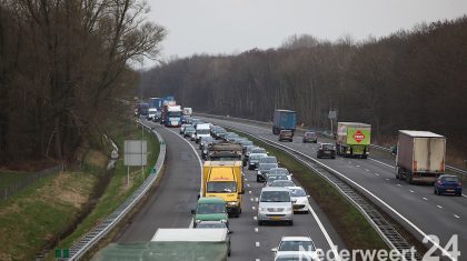 Ongeval-A2-met-legervoertuig-11-maart-2013-1576