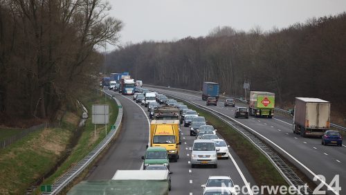 Ongeval-A2-met-legervoertuig-11-maart-2013-1576