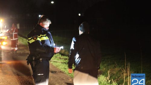 Auto in de sloot Eindhovensebaan Nederweert