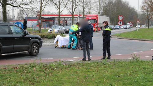 Ongeval-auto-fiets-Ringbaan-Oost-Weert-2