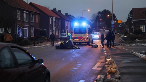 Ongeval-fiets-auto-Dorpsstraat-Leveroy-1