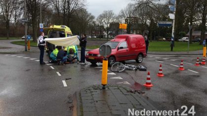 Ongeval fietser auto Sint Maartenslaan Weert