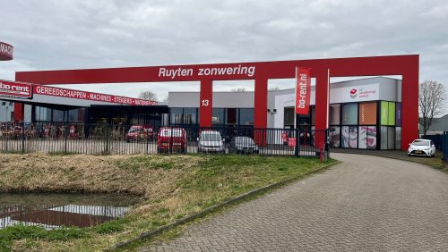 Ontdek-de-gloednieuwe-showroom-bij-Ruyten-Zonwering-Meer-dan-50-jaar-aan-expertise