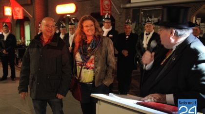 Opening carnavalsseizoen Pinmaekers