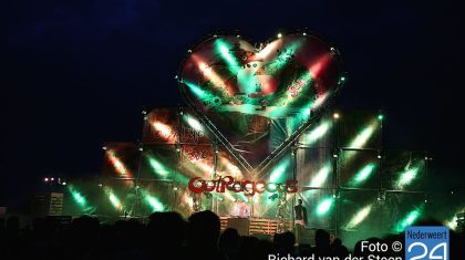 Hardstyle Friday Outrageous