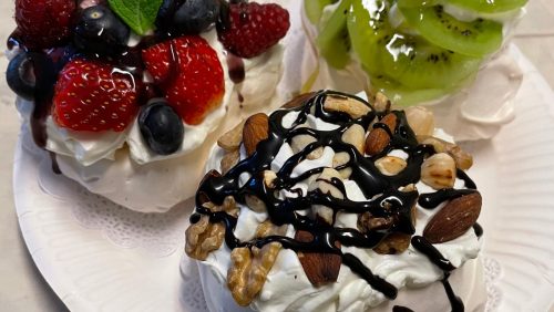 Pavlova-gebakjes-Jubileumtraktatie-Broederschap