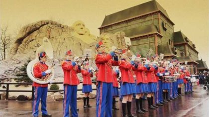 Persbericht-Verrassingsconcert-Legoland-Band-bijlage2