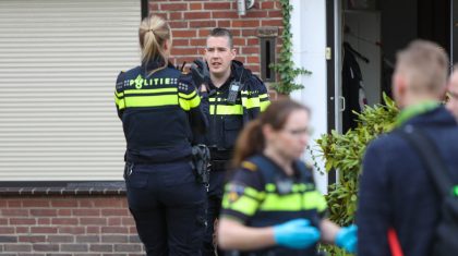 Persoon-gewond-bij-steekaprtij-Kevelaerstraat-Boshoven-Weert-3