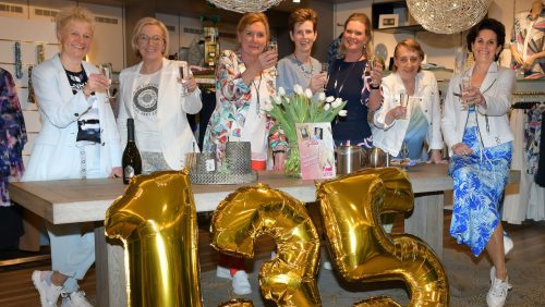 Pleunis-Mode-bestaat-deze-maand-135-jaar-3