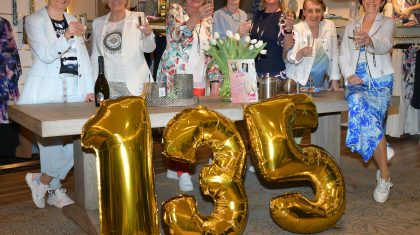 Pleunis-Mode-bestaat-deze-maand-135-jaar