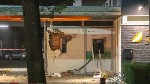 Plofkraak-Weert-winkelcentrum-Moesel-2