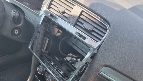 Politie-arresteert-inbrekers-op-bedrijventerrein-in-Weert