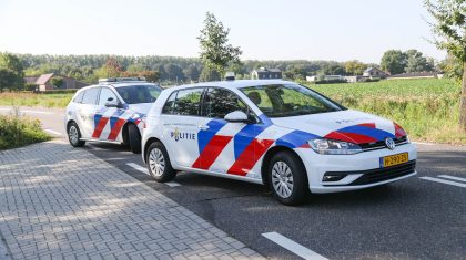 Politieauto-Hoofstraat-1 Politieauto-Hoofstraat-1
