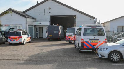 Politieinval-growshop-Ellerweg-Kelpen-Oler-8