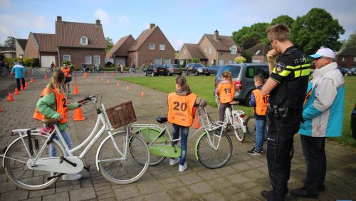 Praktisch-verkeersexamen-voor-basisschoolleerlingen-NEderweert-6318