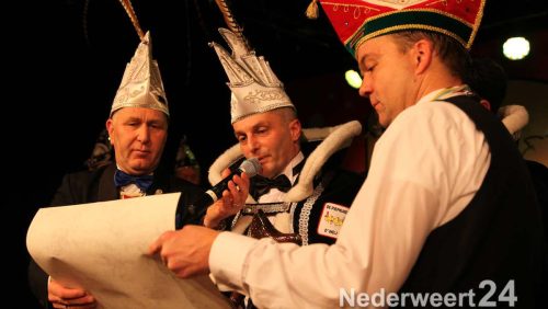 Prins Bart II is getrouwd met Francisca Huiskens en zij zijn de trotse ouders van Dylan en Dean. Bart en Francisca wonen al 24 jaar op de Klumpenstraat in Nederweert-Eind.