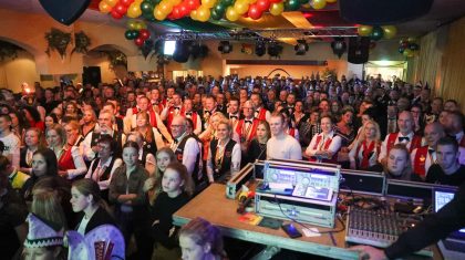 Prins-Marcel-I-en-Prinses-Anita-nieuw-prinsenpaar-van-de-Vlikkestaekers-Ospel-3 Prins-Marcel-I-en-Prinses-Anita-nieuw-prinsenpaar-van-de-Vlikkestaekers-Ospel-3